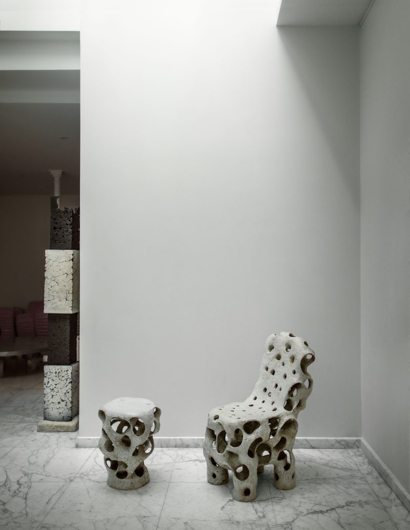 "Entrelacs" chair