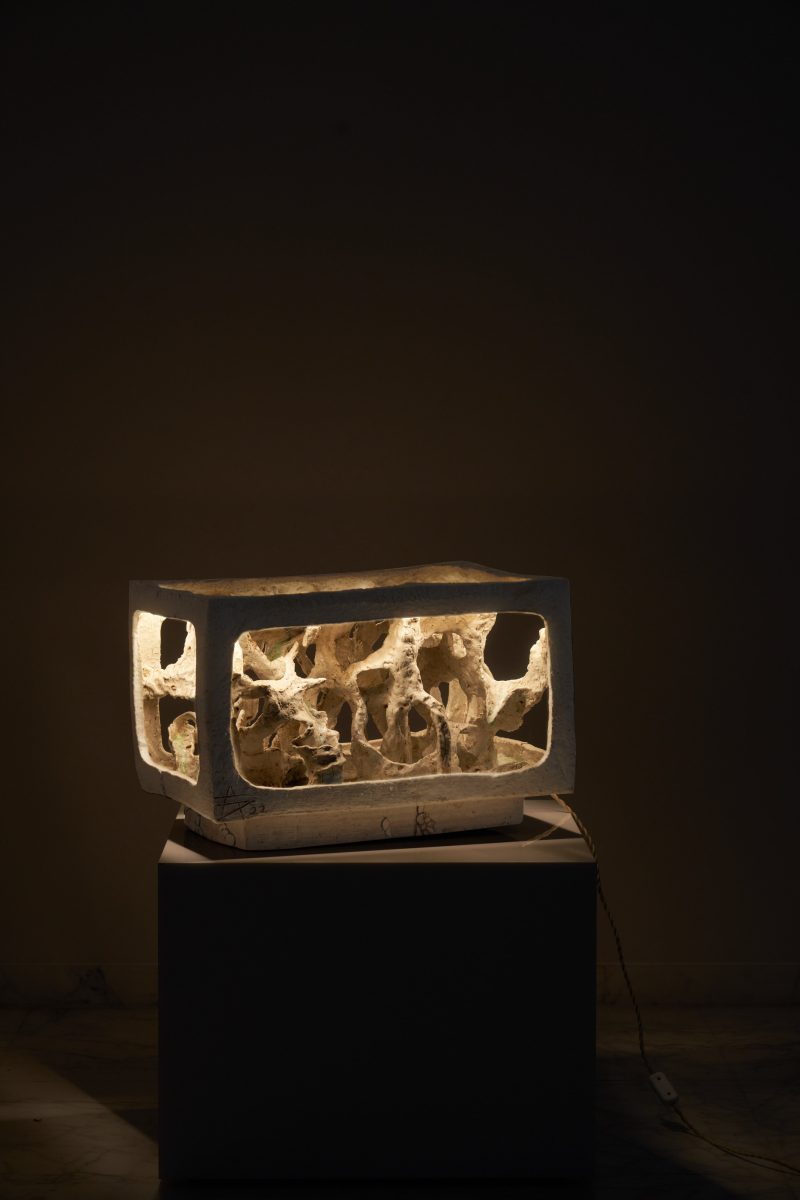 "Grand Aquarium" lamp