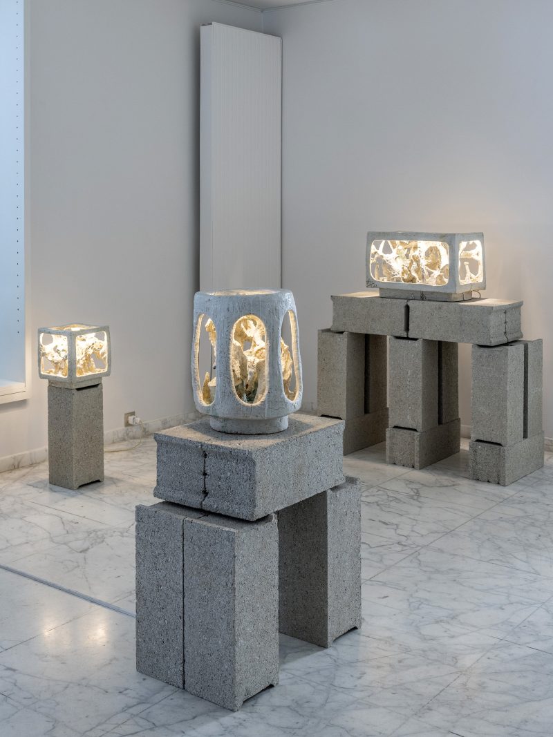 "Grand Aquarium" lamp