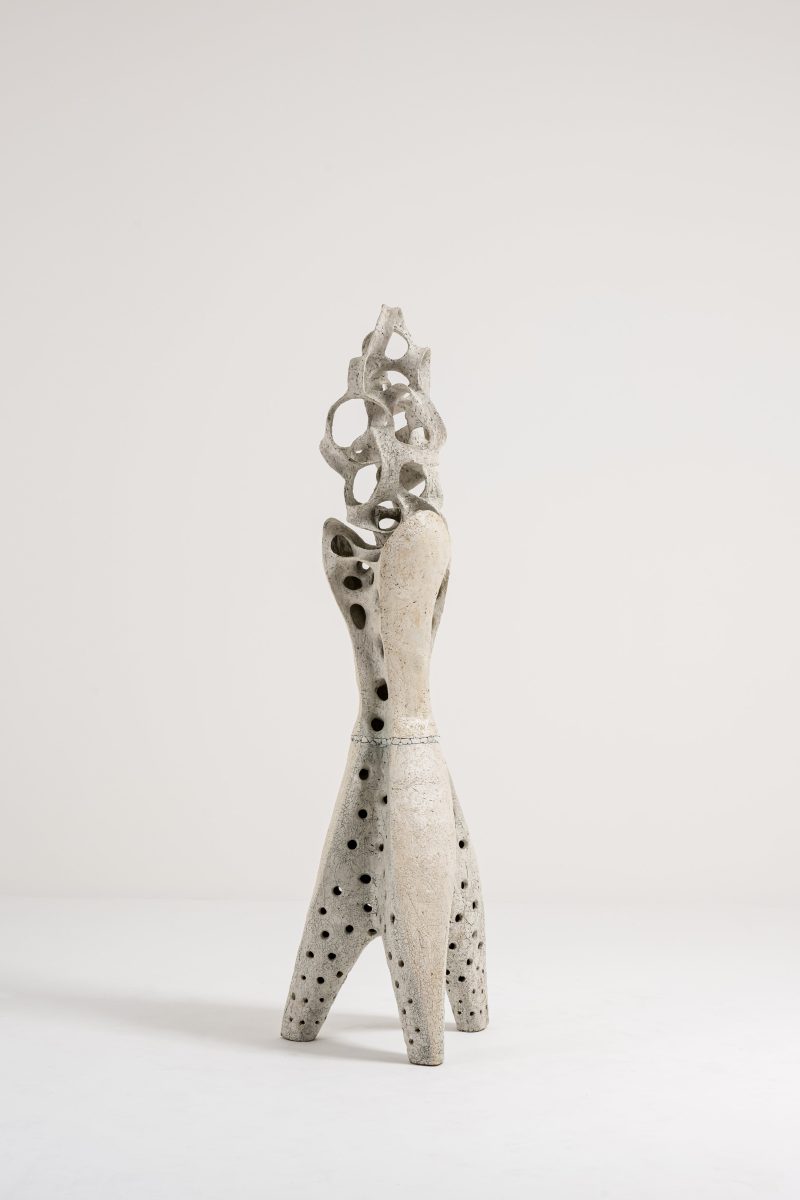 "L'Entrelacs Éclos" sculpture