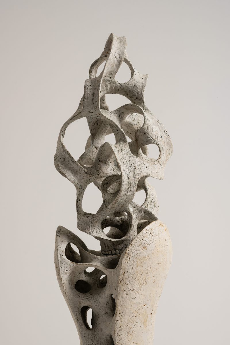 "L'Entrelacs Éclos" sculpture