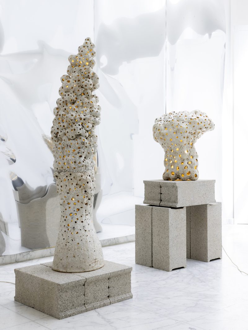 "Morilles" lamp totem