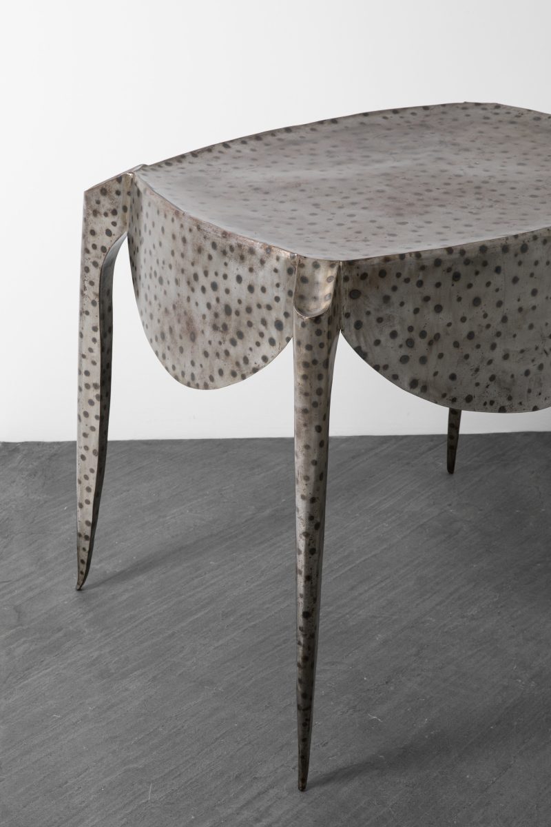 "Paris" desk and chair