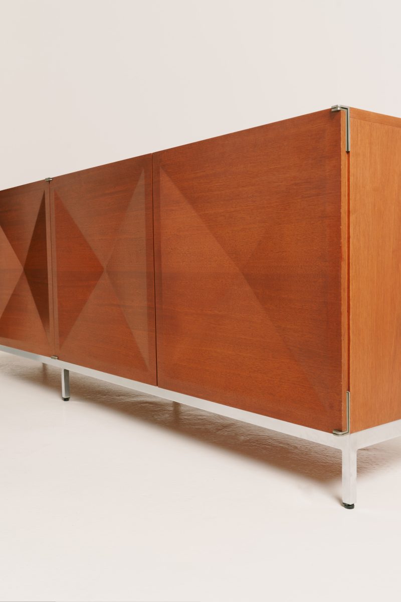 "Pointes de Diamant" sideboard