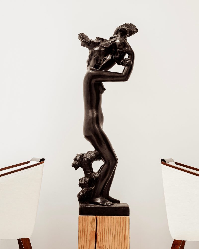 "Ève"