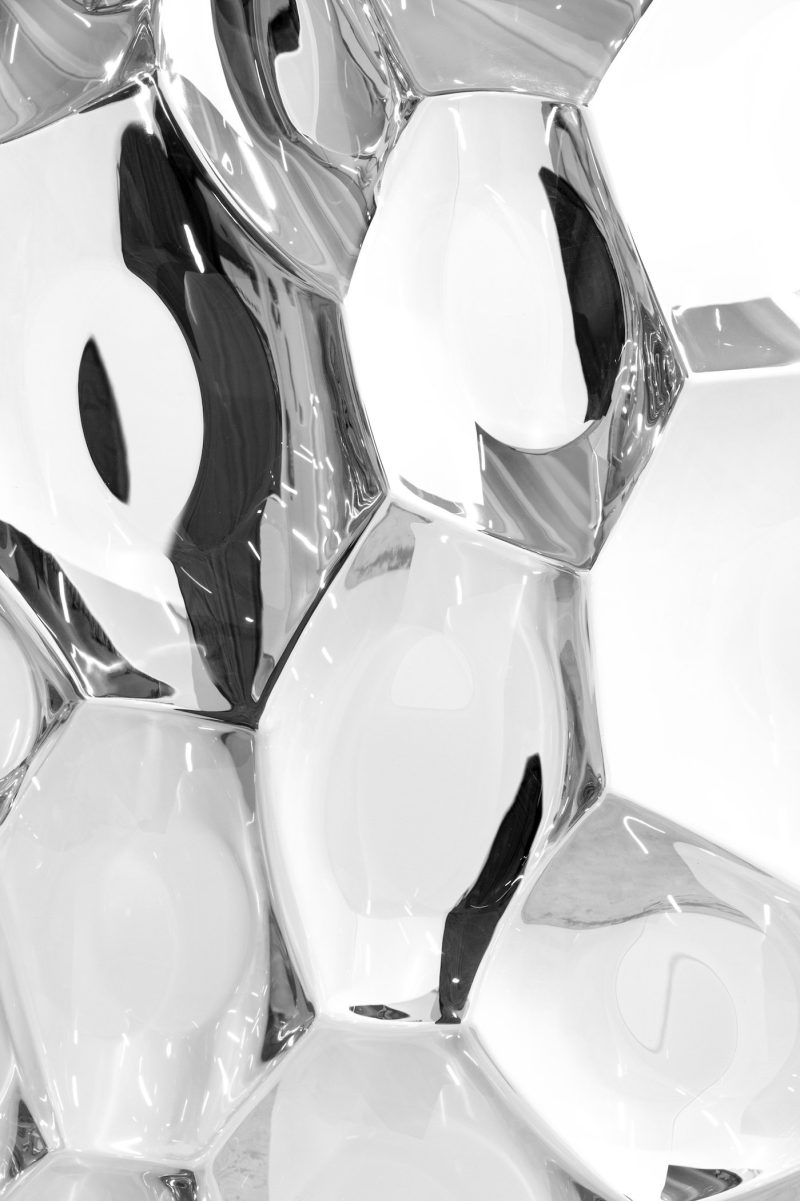 "Fractal" mirror