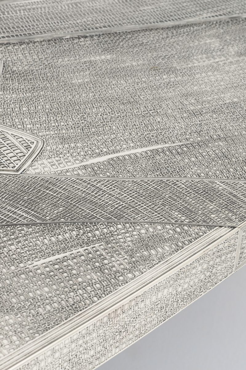 "Tetra"  table