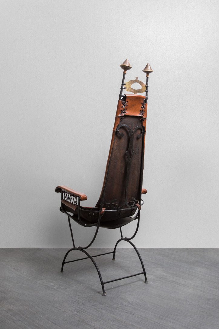 "Trône" Armchair