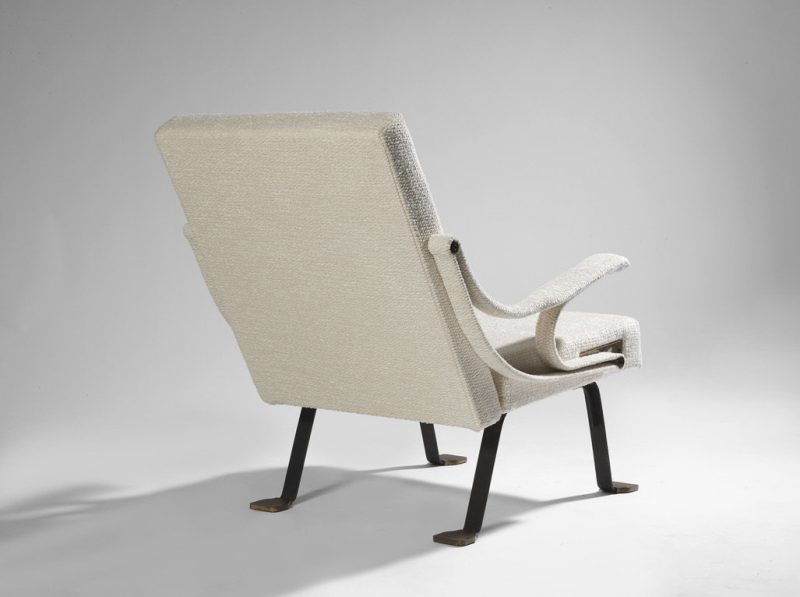 "Digamma" Armchair