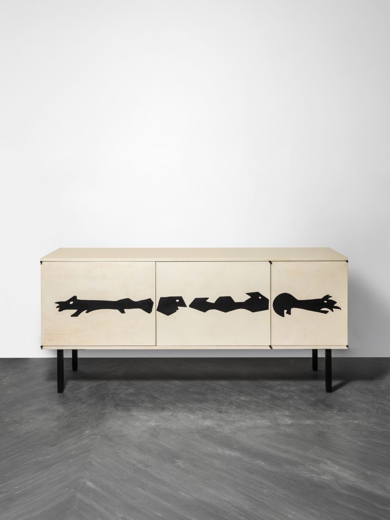 "Silhouettes animales" sideboard