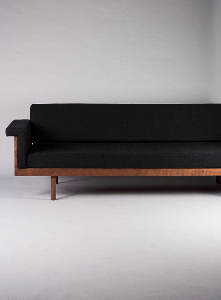 "Naeko" sofa