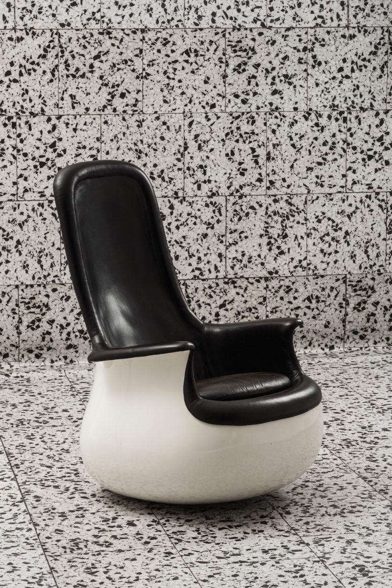 "Culbuto" chair
