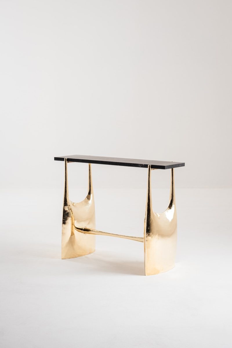 "Gombert" console