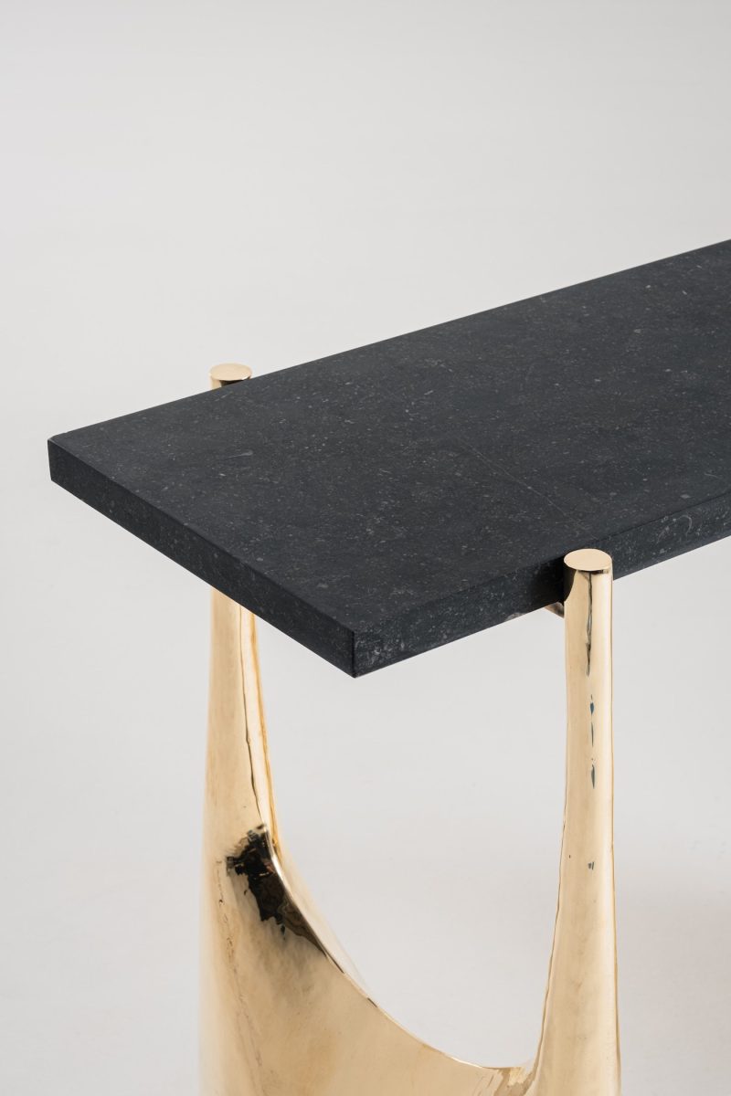 "Gombert" console