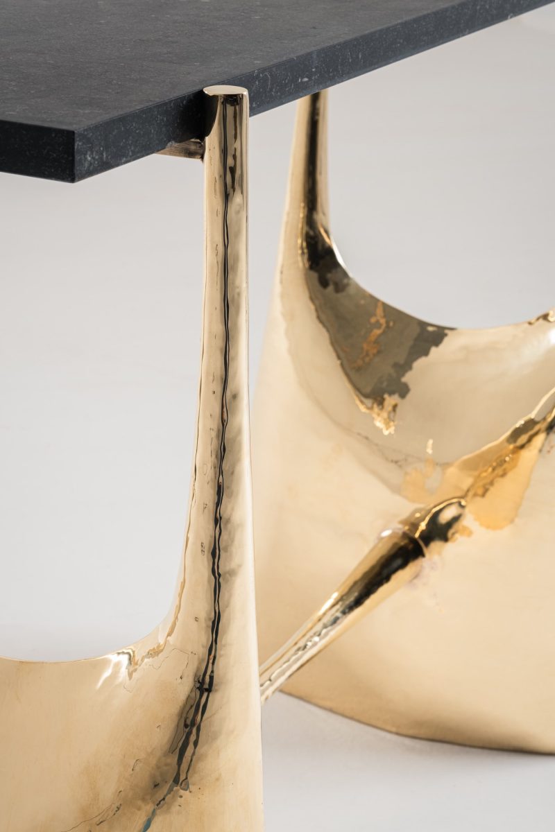 "Gombert" console
