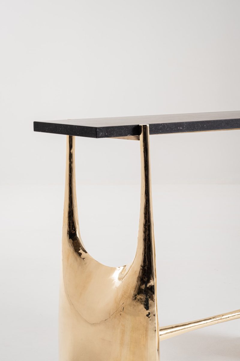 "Gombert" console