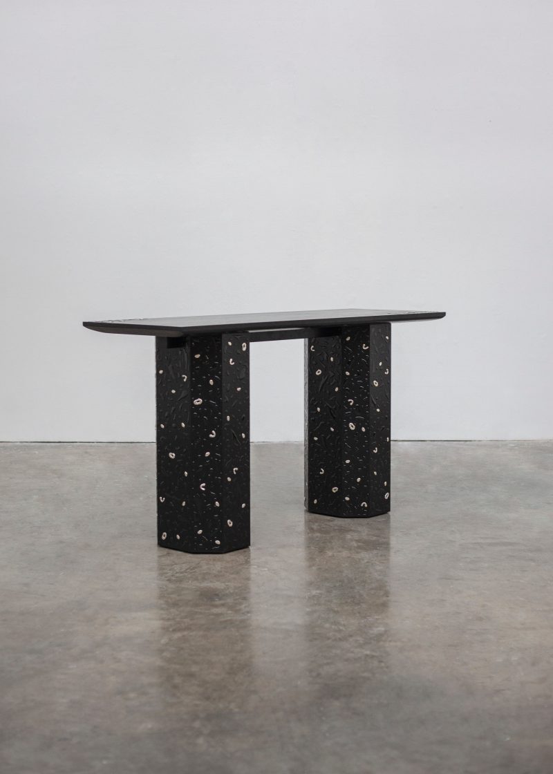 Console 01