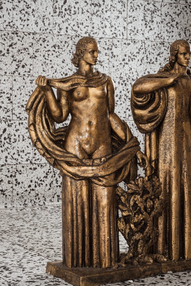 "Les Connaissances Humaines"