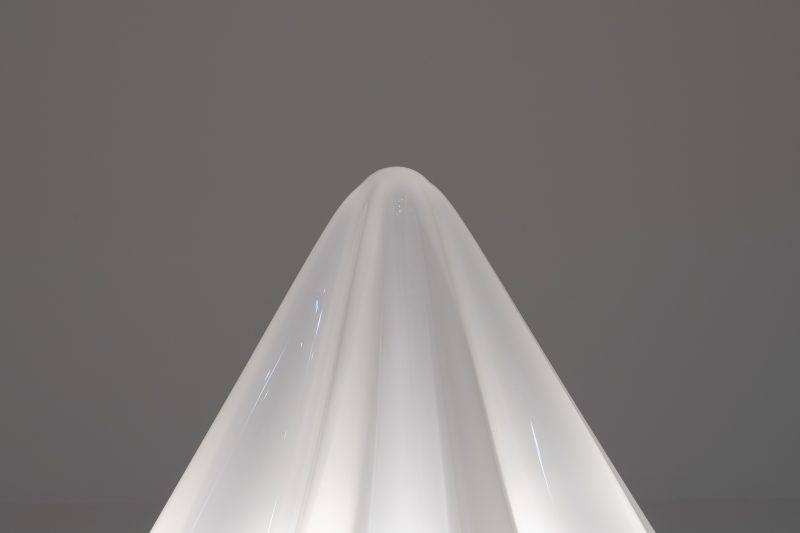 "Ghost" lamp