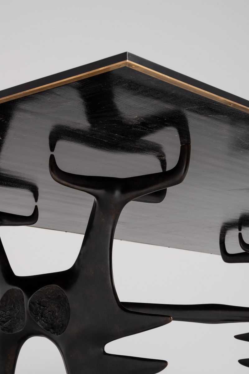 "Araignée" table