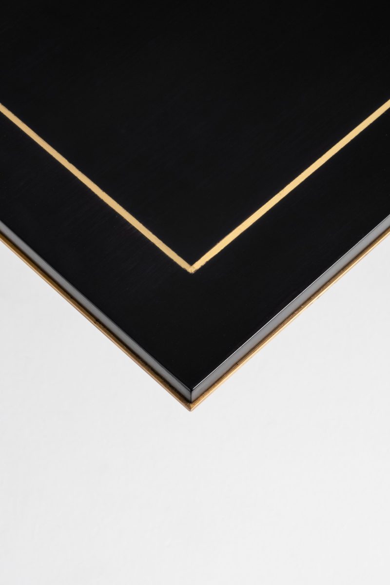 "Araignée" table