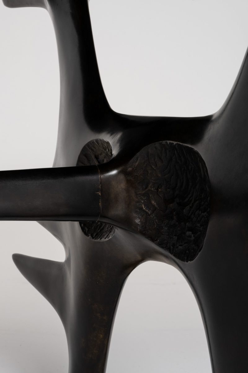 "Araignée" table