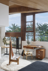 "Elaphe" chair