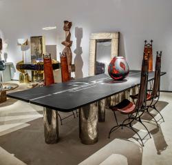 "Tribal Black" dining table