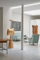 "Anthropomorphe" standing lamp