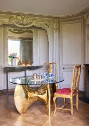 "Malraux-Vilmorin" table