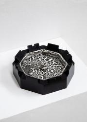 Table ashtray